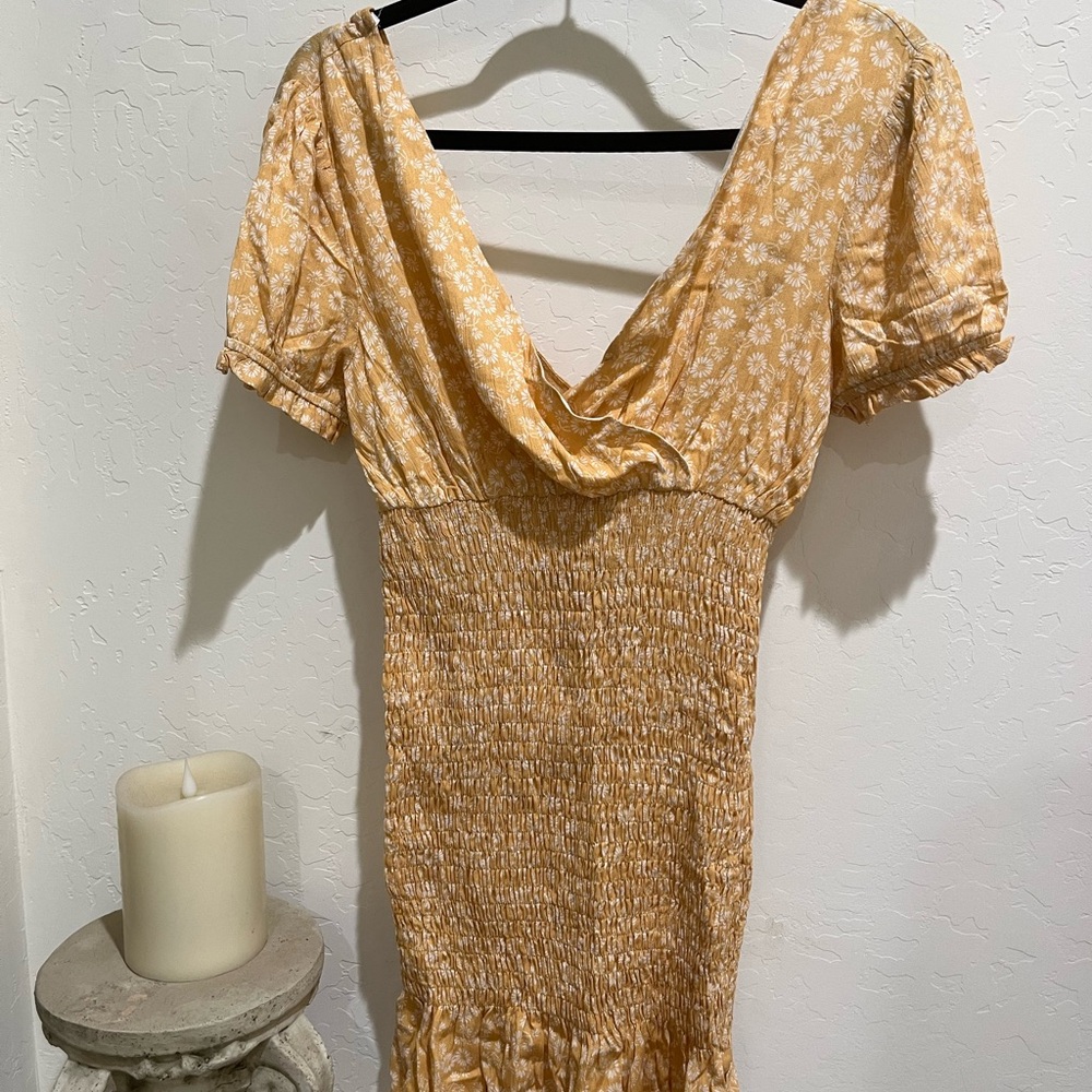 Urban Outfitters Yellow Bodycon Mini Dress Puff Sleeve